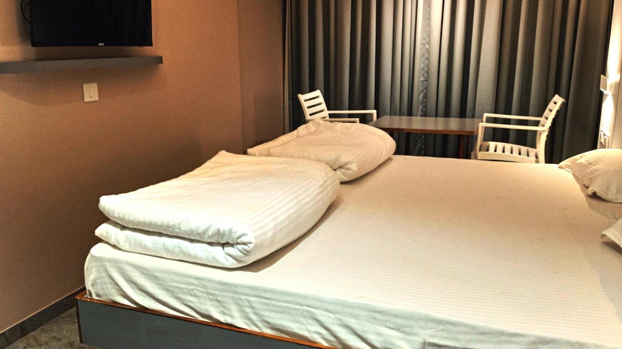 Hotel Ramniwas Jalgaon Экстерьер фото